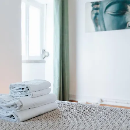 Гостевой дом Daniela's Central 206 Лиссабон